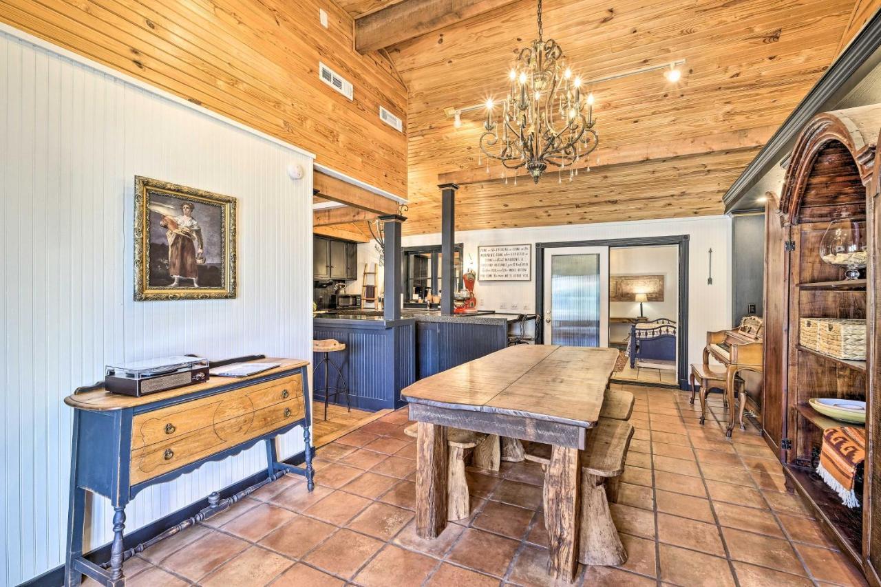 Eclectic Osage Cottage In Historic District Eureka Springs Exterior photo